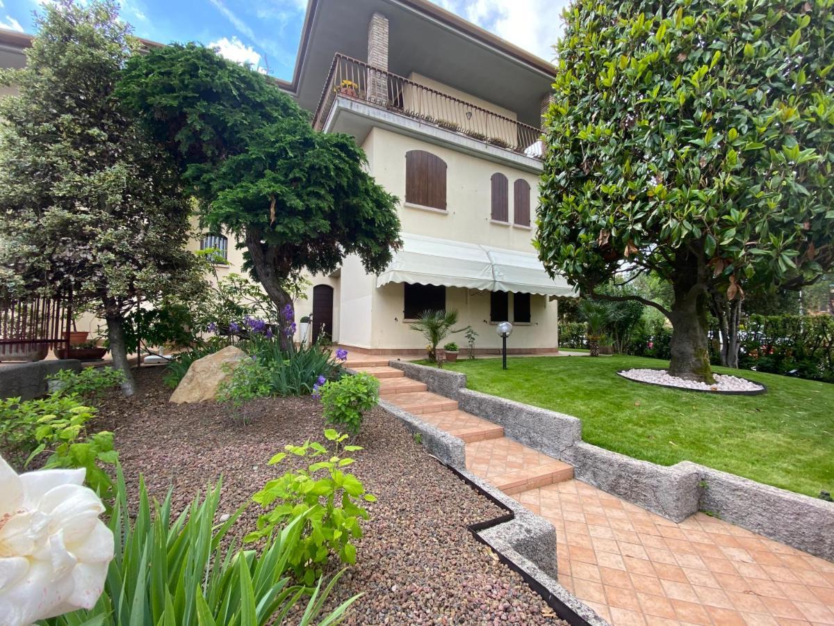 Jolly Apartments Sirmione Luaran gambar