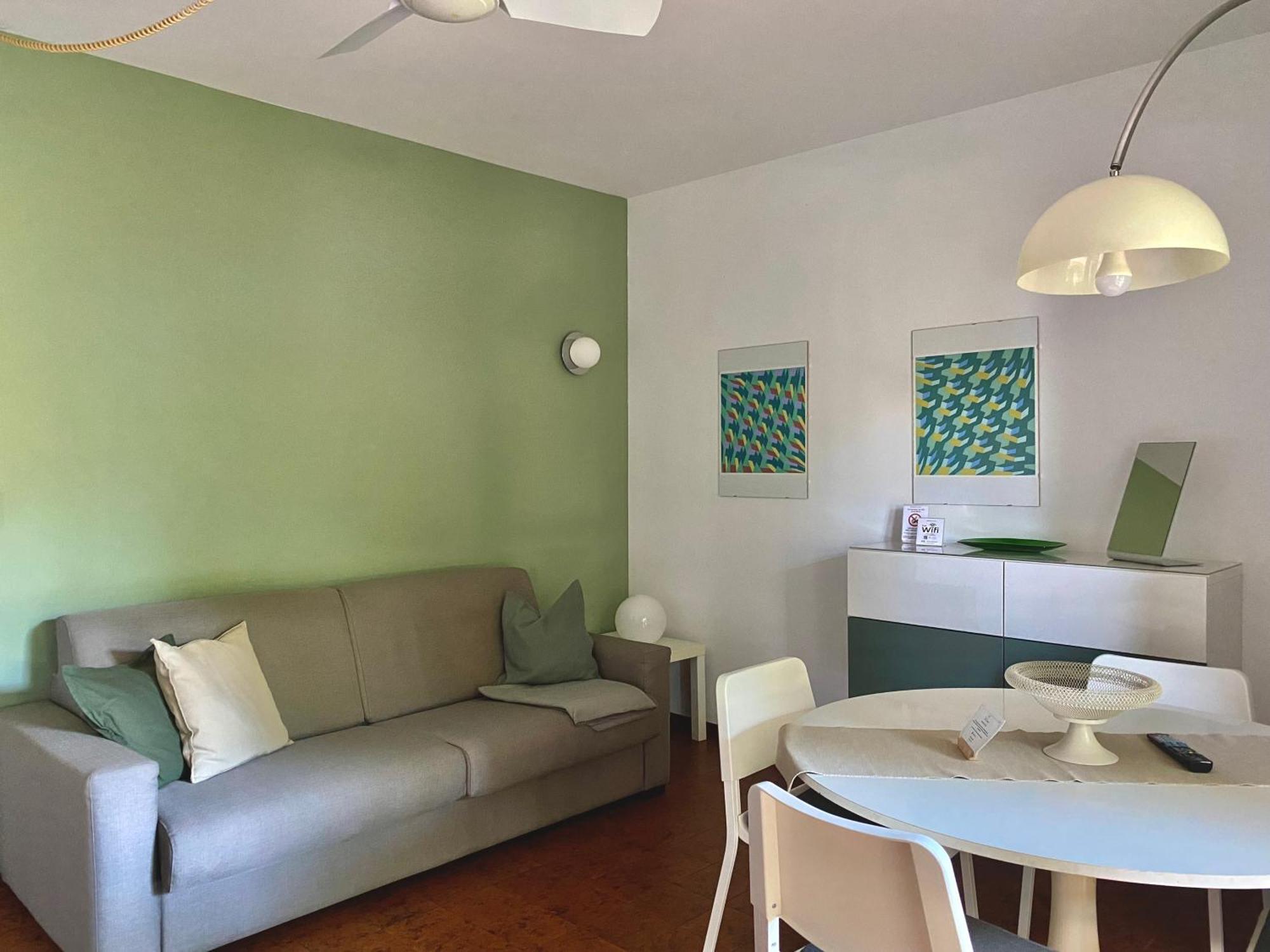 Jolly Apartments Sirmione Bilik gambar