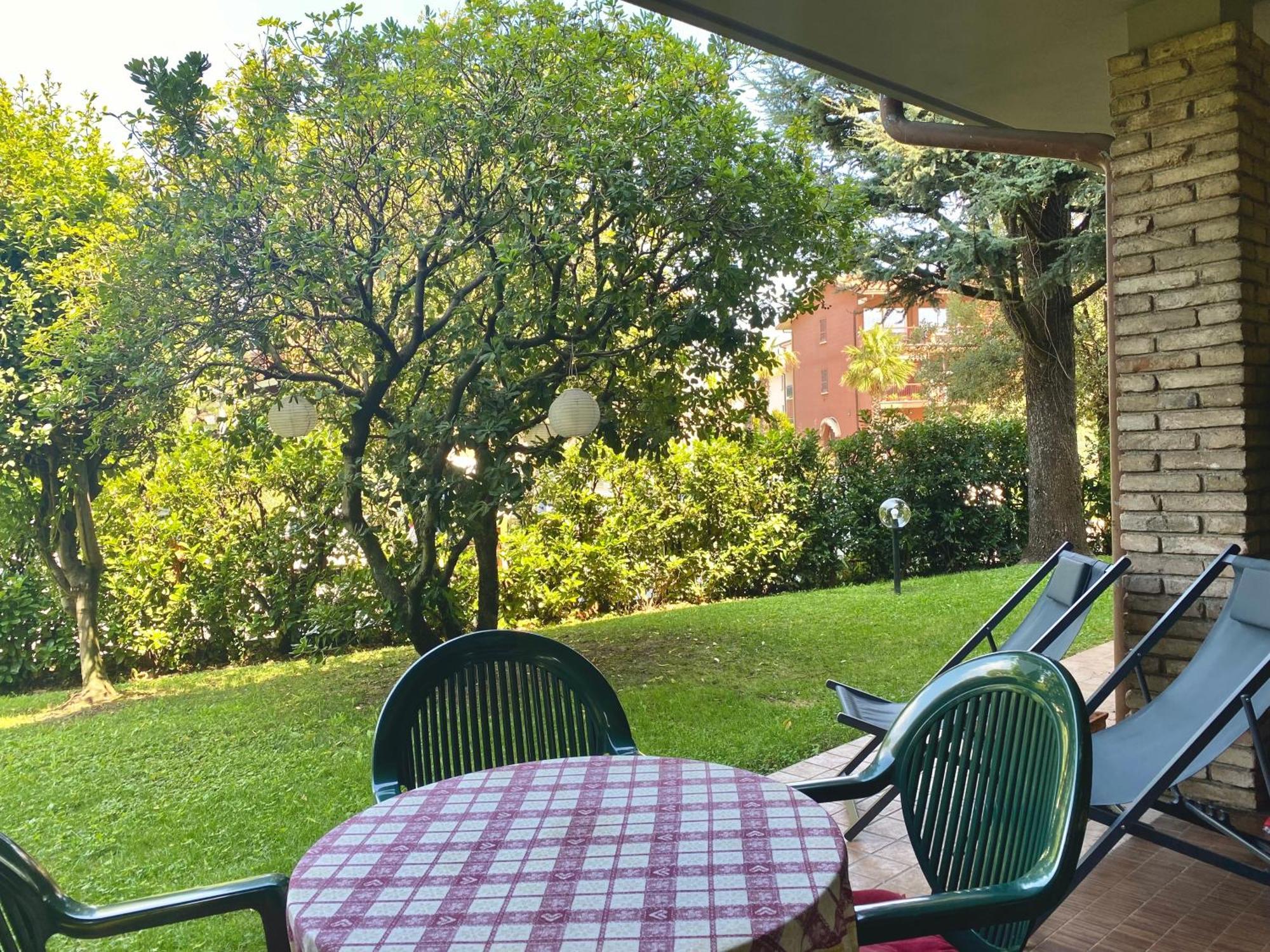 Jolly Apartments Sirmione Luaran gambar